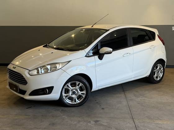 FORD FIESTA 1.6 SE HATCH 16V FLEX 4P MANUAL FORD FIESTA 1.6 SE HATCH 16V FLEX 4P MANUAL